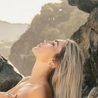 Nathaly Wahast Çıplak