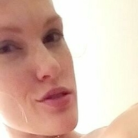 Naughty Ginger Çıplak