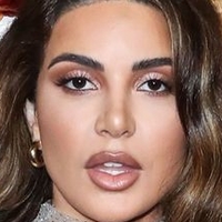 Negin Mirsalehi Çıplak