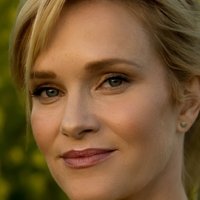 Nicholle Tom Çıplak