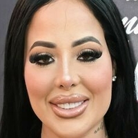 Nicole Zavala Çıplak