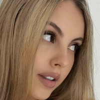 nicoleosak Çıplak