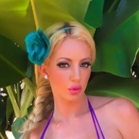 nicolettesheaxxx Çıplak