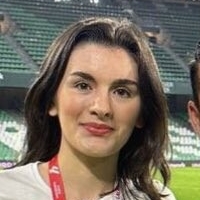 Nieve Petruzziello Çıplak