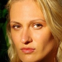 Nika Khitrova Çıplak