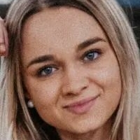 Nikola Šaršova Çıplak