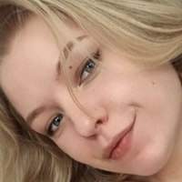 Nina Fragole Çıplak