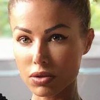 Nina Lucia Çıplak