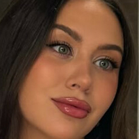 Ninas OnlyFans gesucht Çıplak