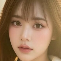 Nisa Zandy Çıplak