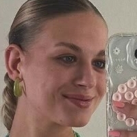 Noemi Peschel Çıplak