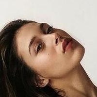 Nuria Oliu Çıplak