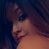 Ogirljerz Çıplak