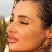Oksana Alma Çıplak