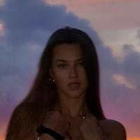 Olga Salyuk Çıplak