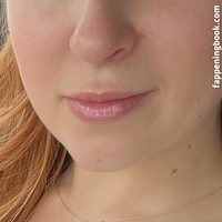 Olivia Fleur Çıplak