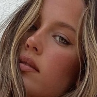 Olivia Mathers Çıplak