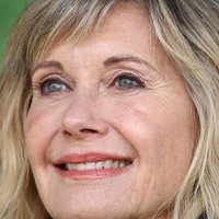 Olivia Newton John Çıplak