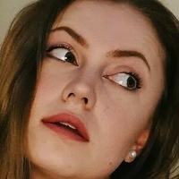 Olivia Tucker Çıplak