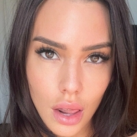 Paige Woolen Çıplak