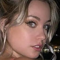 Paola Skye Çıplak