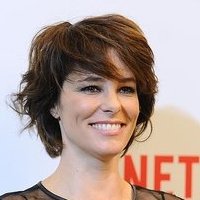 Parker Posey Çıplak