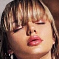 Pauline Baly Çıplak