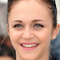 Pauline Burlet Çıplak
