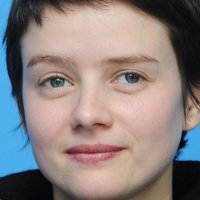 Pauline Etienne Çıplak