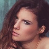 Pauline Santamaria Çıplak