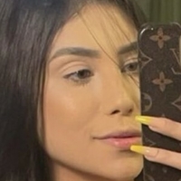 Perola Wisnesky Çıplak