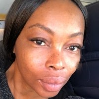 Phina Oruche Çıplak