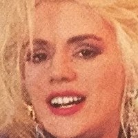 Phoebe Legere Çıplak