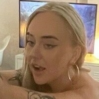 phoebeknight.2 Çıplak