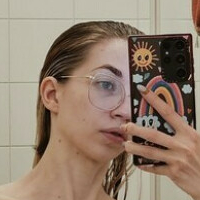 Pikdame / Kim Baltes Çıplak