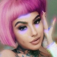 Pink Suicide Çıplak