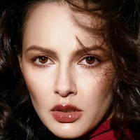 Polina Favorskaya Çıplak