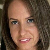 Poppy Leonie Çıplak
