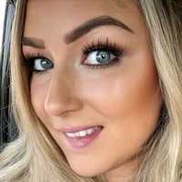 Poppy Pech Çıplak