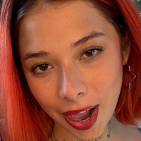 pradaxxx1 Çıplak