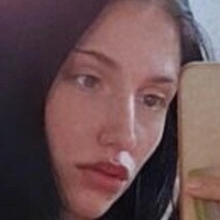 Prettypoison Çıplak