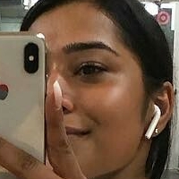 Priti Seroa Çıplak