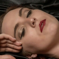 Pyper Prentice Çıplak
