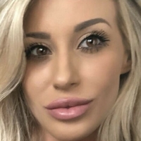 Queen Bambii Çıplak
