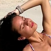 Quurbi ASMR Çıplak