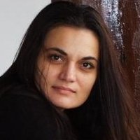 Radita Rosu Çıplak