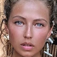 Rahel Chiwitt Çıplak
