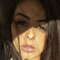 Rainha Hot Wife Çıplak