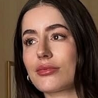 Raphaela Fuchs Çıplak