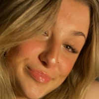 Rayna Denike Çıplak